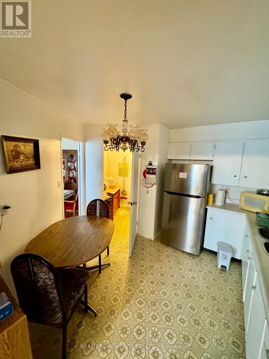 512 - 5 Shady Golf Way, Toronto, Ontario  M3C 3A5 - Photo 4 - C12858824