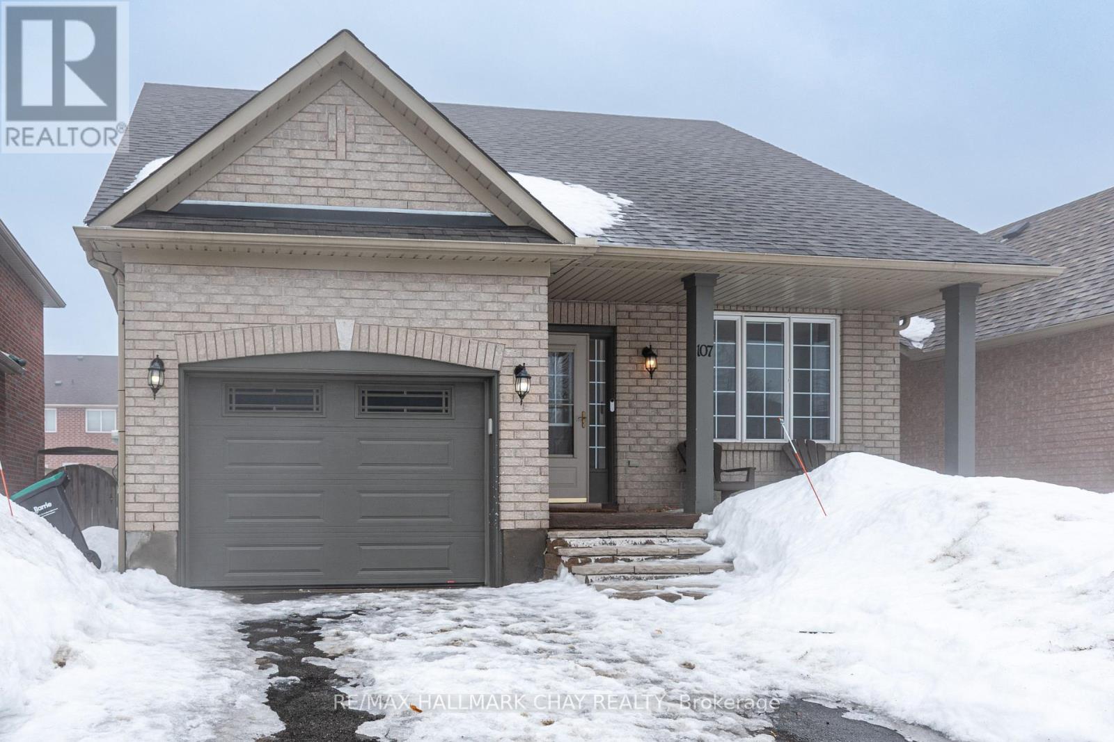 107 TUNBRIDGE ROAD, Barrie, Ontario