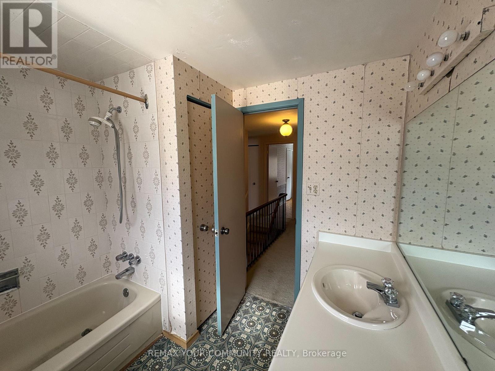 179 Digby Road, Oakville, Ontario  L6J 6A8 - Photo 28 - W12857868