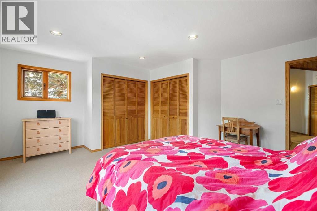 1021 Rundleview Drive, Canmore, Alberta  T1W 2P5 - Photo 22 - A2287316