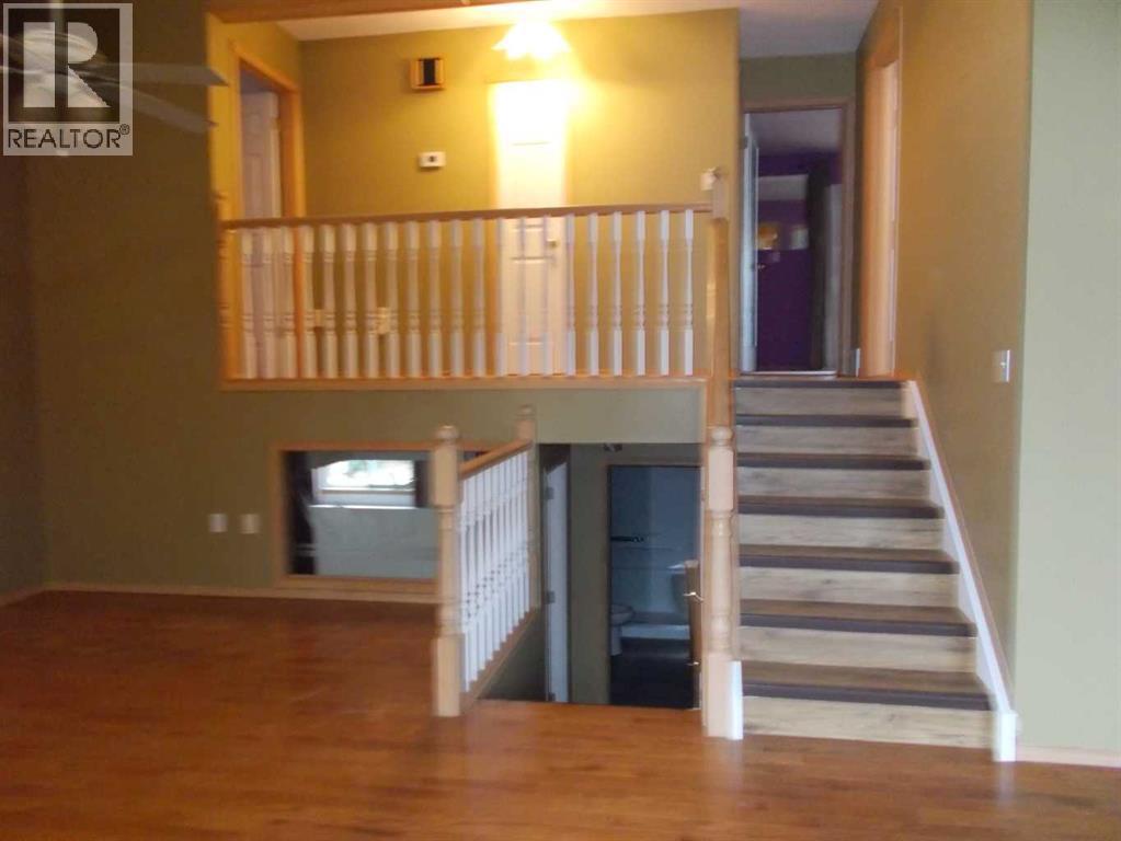 37 Buttercup Court Se, Medicine Hat, Alberta  T1B 2G9 - Photo 12 - A2291199