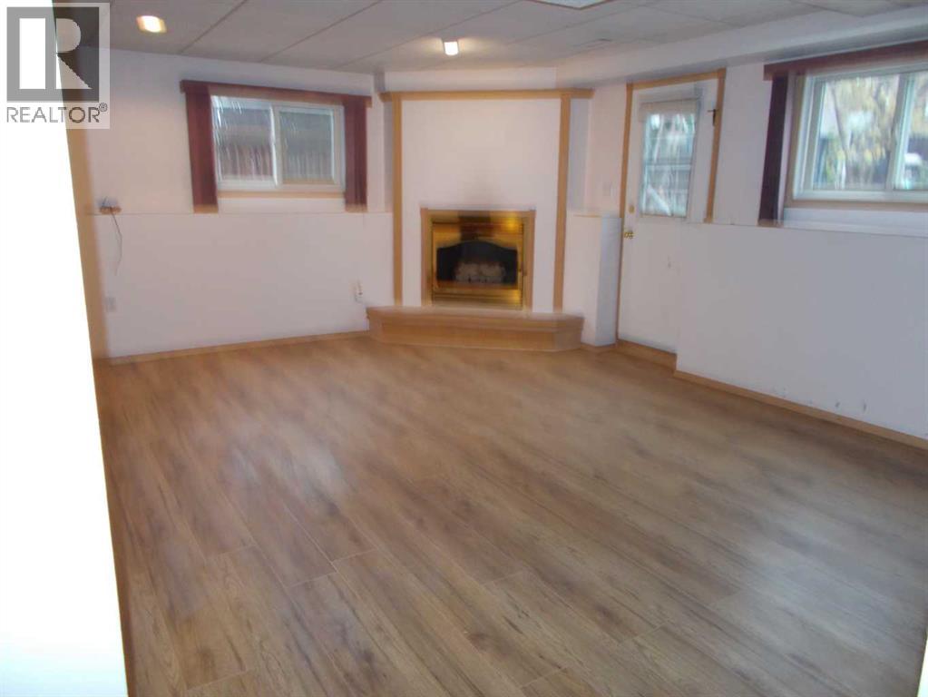 37 Buttercup Court Se, Medicine Hat, Alberta  T1B 2G9 - Photo 22 - A2291199