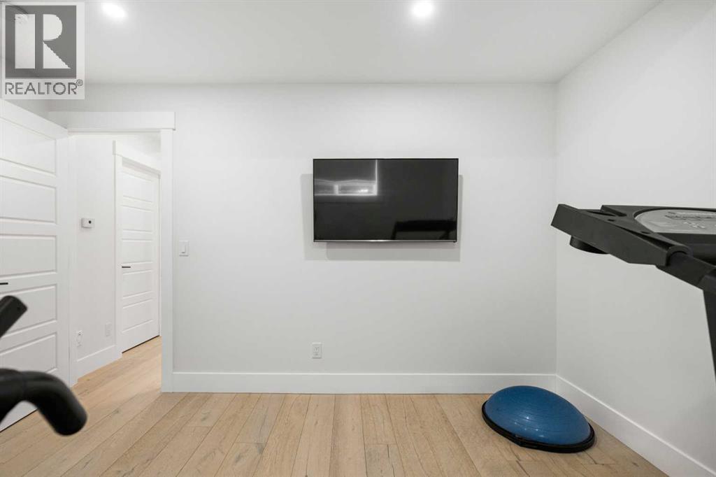 3319 41 Street Sw, Calgary, Alberta  T3E 3L3 - Photo 34 - A2286098