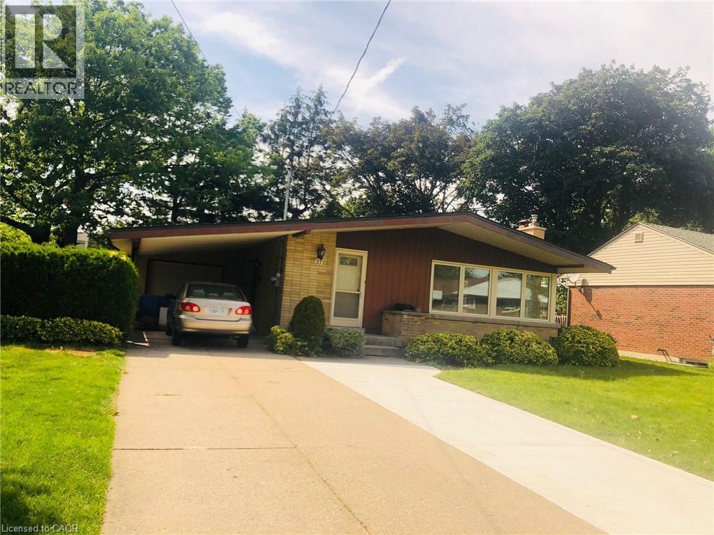 10 SHERWOOD Rise, Hamilton, Ontario