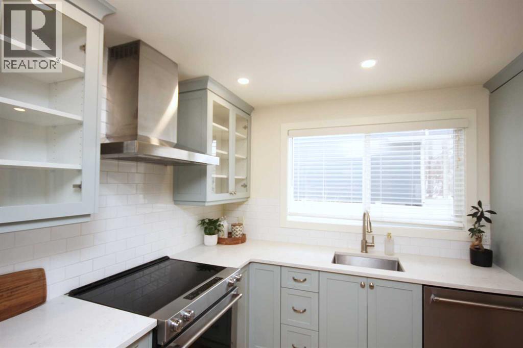 641 Queensland Place Se, Calgary, Alberta  T2J 6R6 - Photo 19 - A2291168