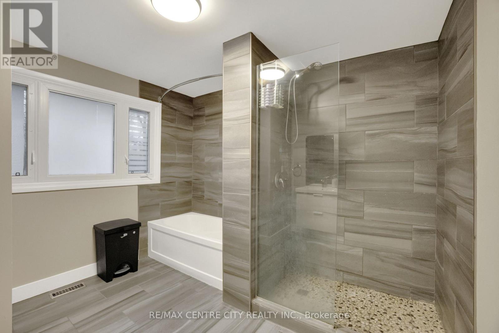 637 Jason Crescent, London South, Ontario  N6J 3E5 - Photo 20 - X12857624