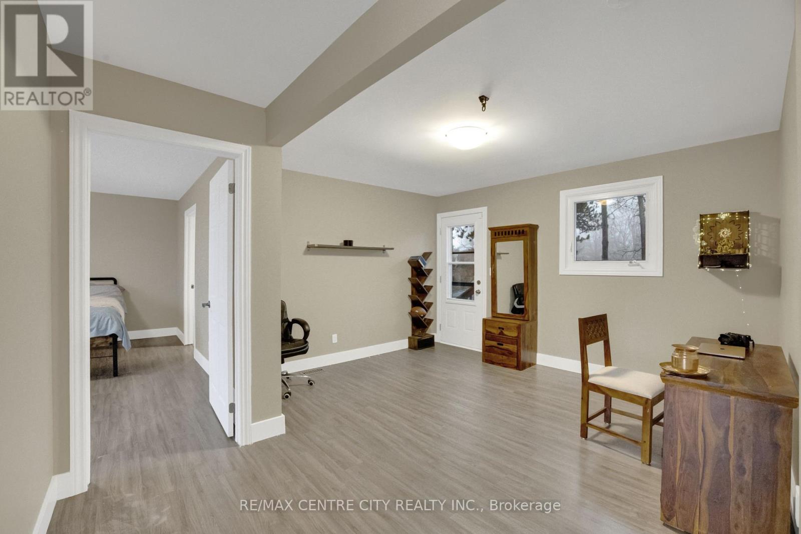 637 Jason Crescent, London South, Ontario  N6J 3E5 - Photo 14 - X12857624