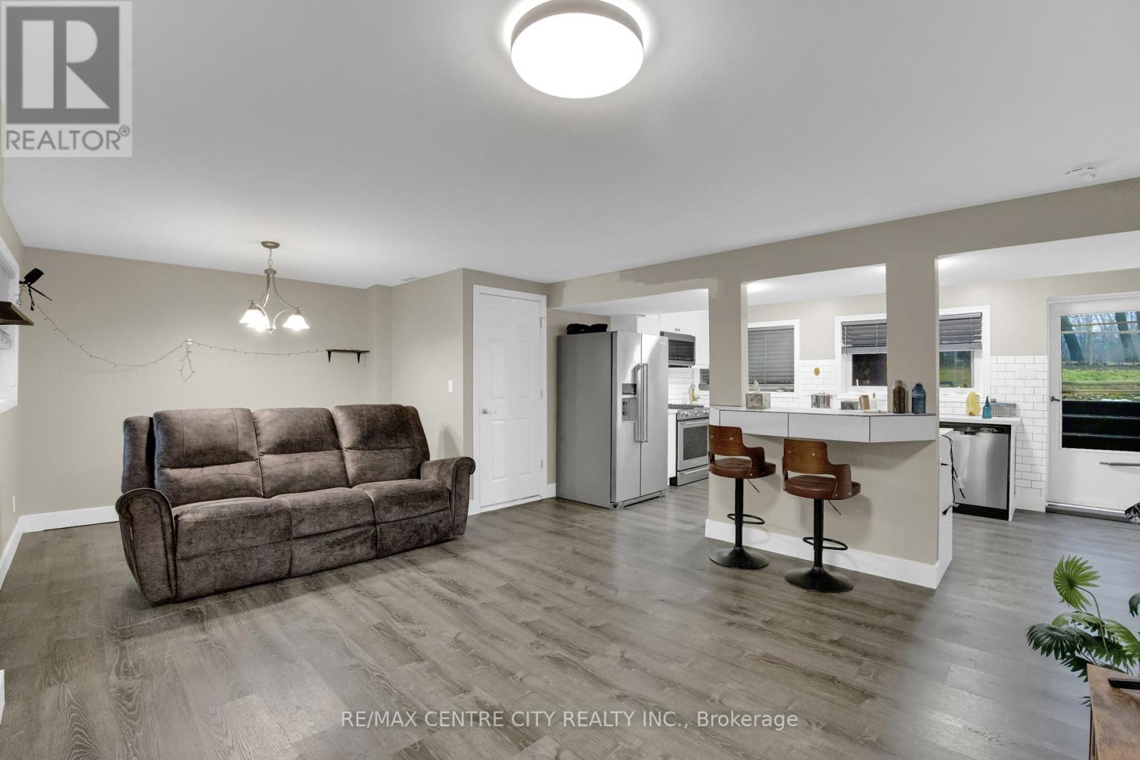 637 Jason Crescent, London South, Ontario  N6J 3E5 - Photo 30 - X12857624