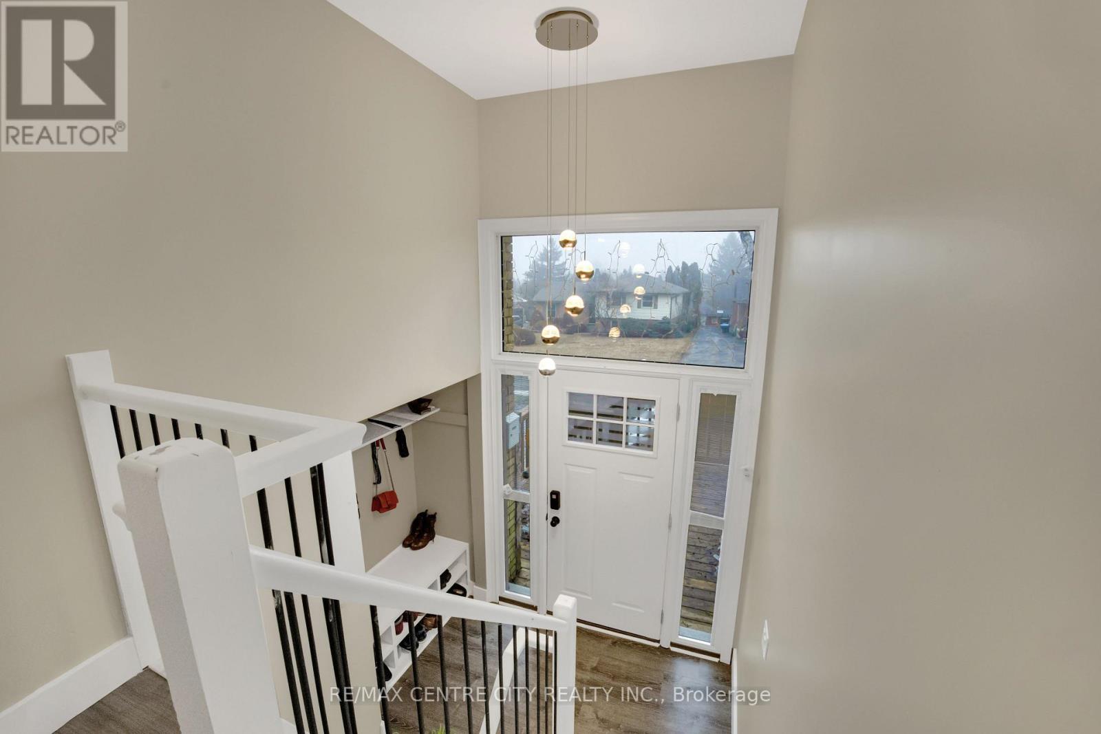 637 Jason Crescent, London South, Ontario  N6J 3E5 - Photo 5 - X12857624