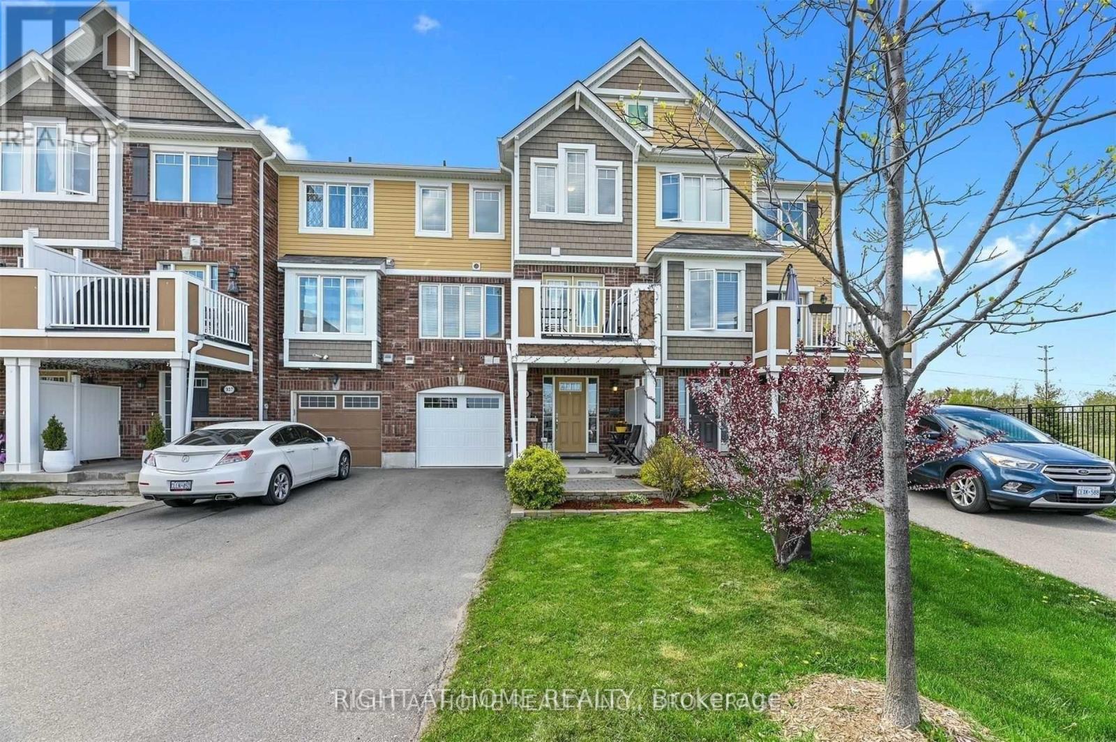 939 NADALIN HEIGHTS, Milton, Ontario