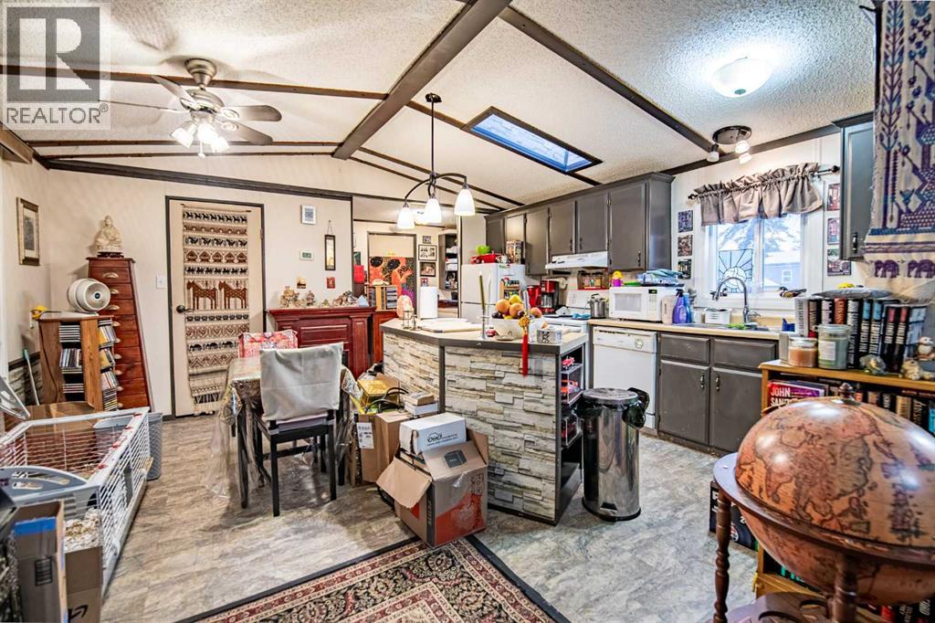 3 Parkview Avenue, Red Deer, Alberta  T4P 1K1 - Photo 9 - A2288820