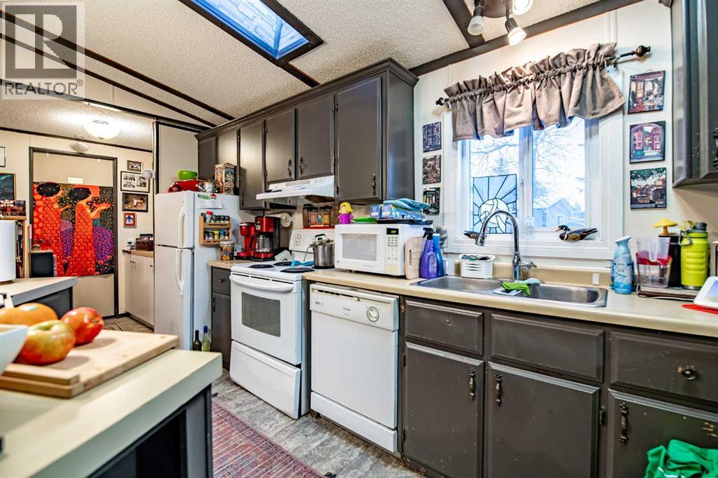 3 Parkview Avenue, Red Deer, Alberta  T4P 1K1 - Photo 10 - A2288820