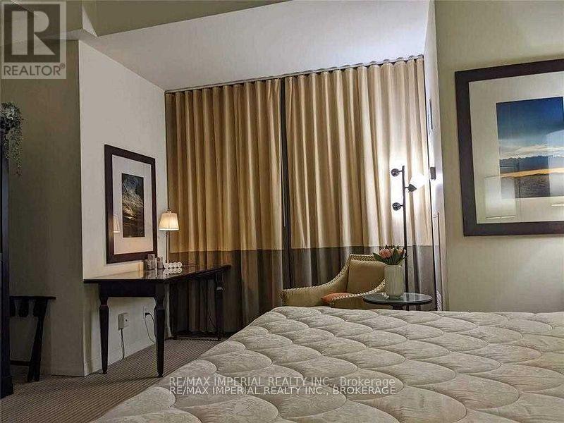 1023 - 1 King Street W, Toronto, Ontario  M5H 1A1 - Photo 4 - C12858858