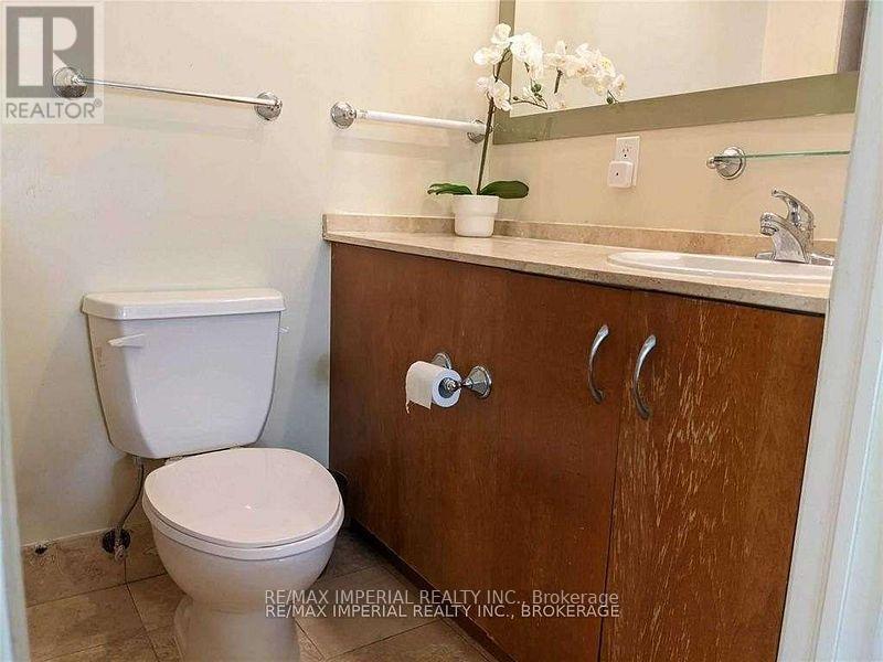 1023 - 1 King Street W, Toronto, Ontario  M5H 1A1 - Photo 5 - C12858858