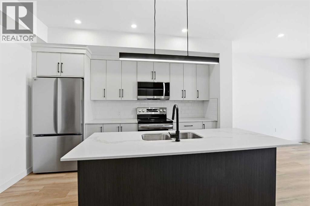 41 Violet Point, Sylvan Lake, Alberta  T4S 0X1 - Photo 5 - A2287589