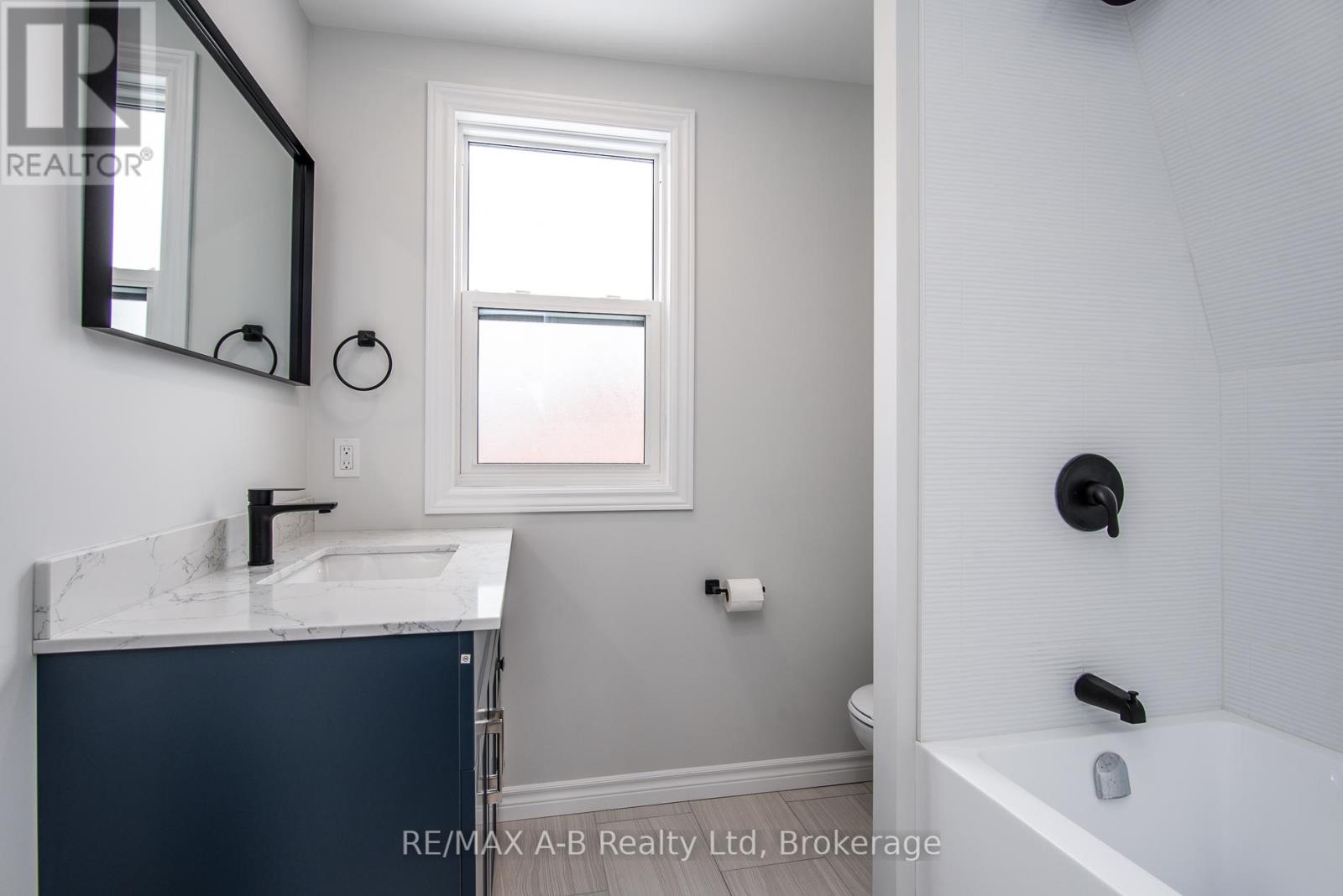 459 Downie Street, Stratford, Ontario  N5A 1X8 - Photo 25 - X12792164