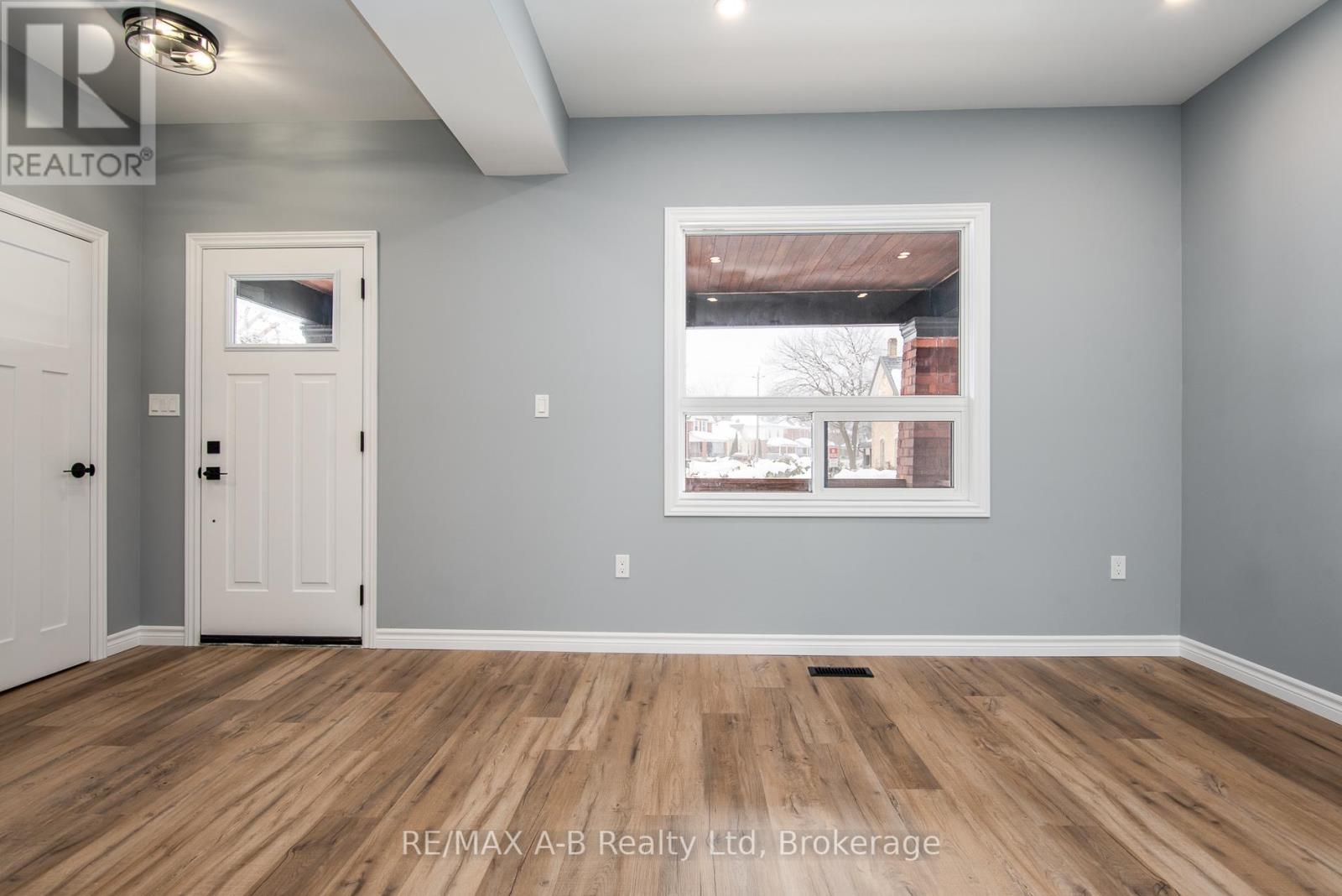 459 Downie Street, Stratford, Ontario  N5A 1X8 - Photo 16 - X12792164