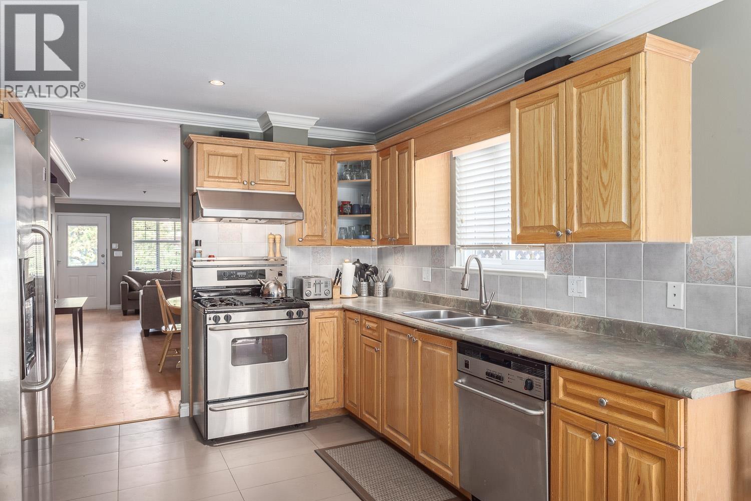 1732 Kitchener Street, Vancouver, British Columbia  V5L 2W3 - Photo 10 - R3097255