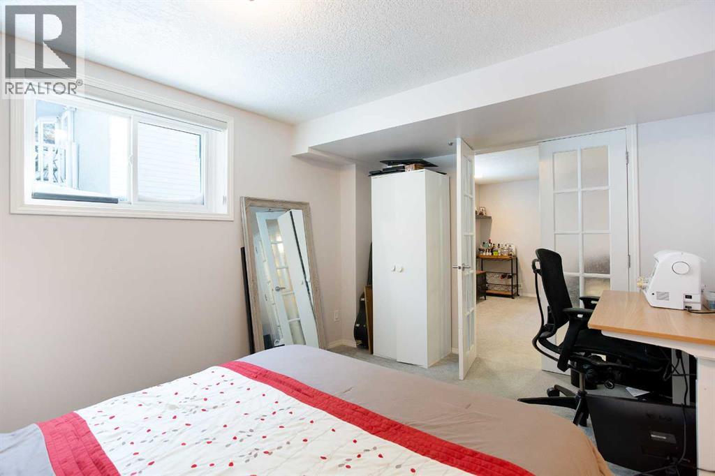 1012 Hunterston Hill Nw, Calgary, Alberta  T2K 4N8 - Photo 31 - A2290631