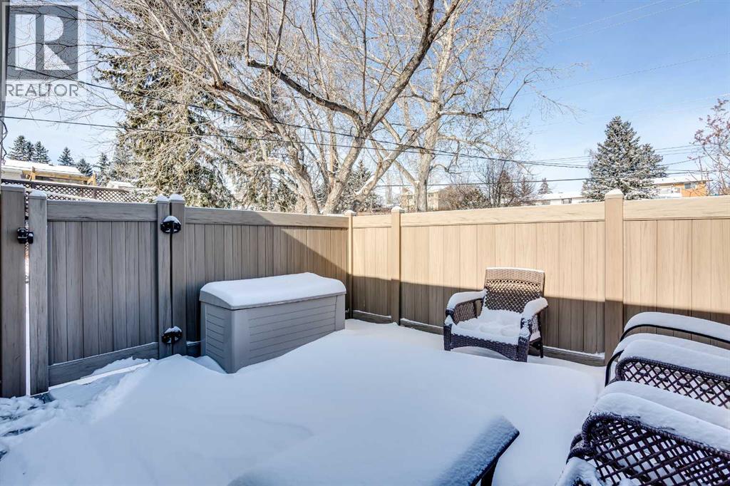 1012 Hunterston Hill Nw, Calgary, Alberta  T2K 4N8 - Photo 35 - A2290631