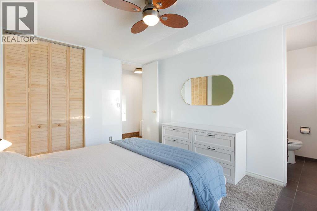 1012 Hunterston Hill Nw, Calgary, Alberta  T2K 4N8 - Photo 16 - A2290631