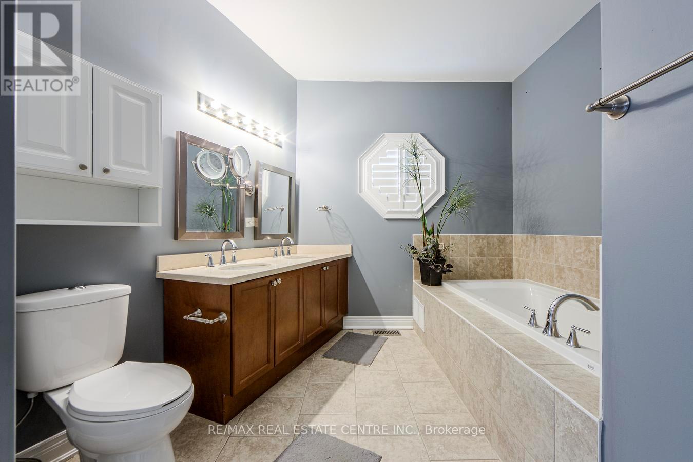 9075 Derry Road, Milton, Ontario  L9T 7Y9 - Photo 36 - W12858882