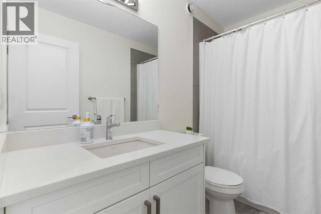 555 Clydesdale Way, Cochrane, Alberta  T4C 3B6 - Photo 23 - A2289425