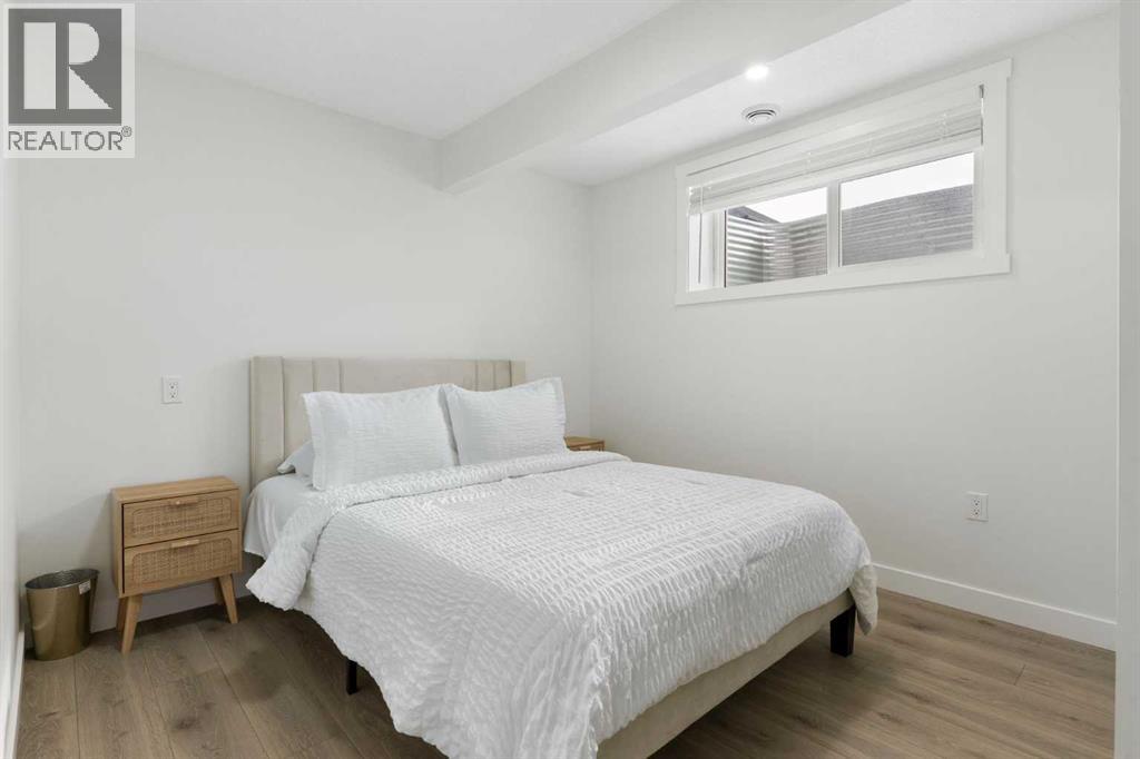 555 Clydesdale Way, Cochrane, Alberta  T4C 3B6 - Photo 37 - A2289425