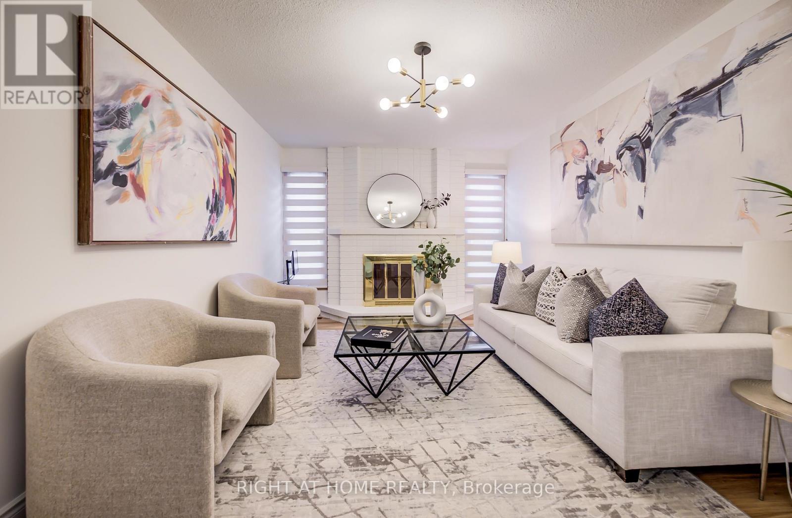 51 BURNT BARK DRIVE, Toronto, Ontario