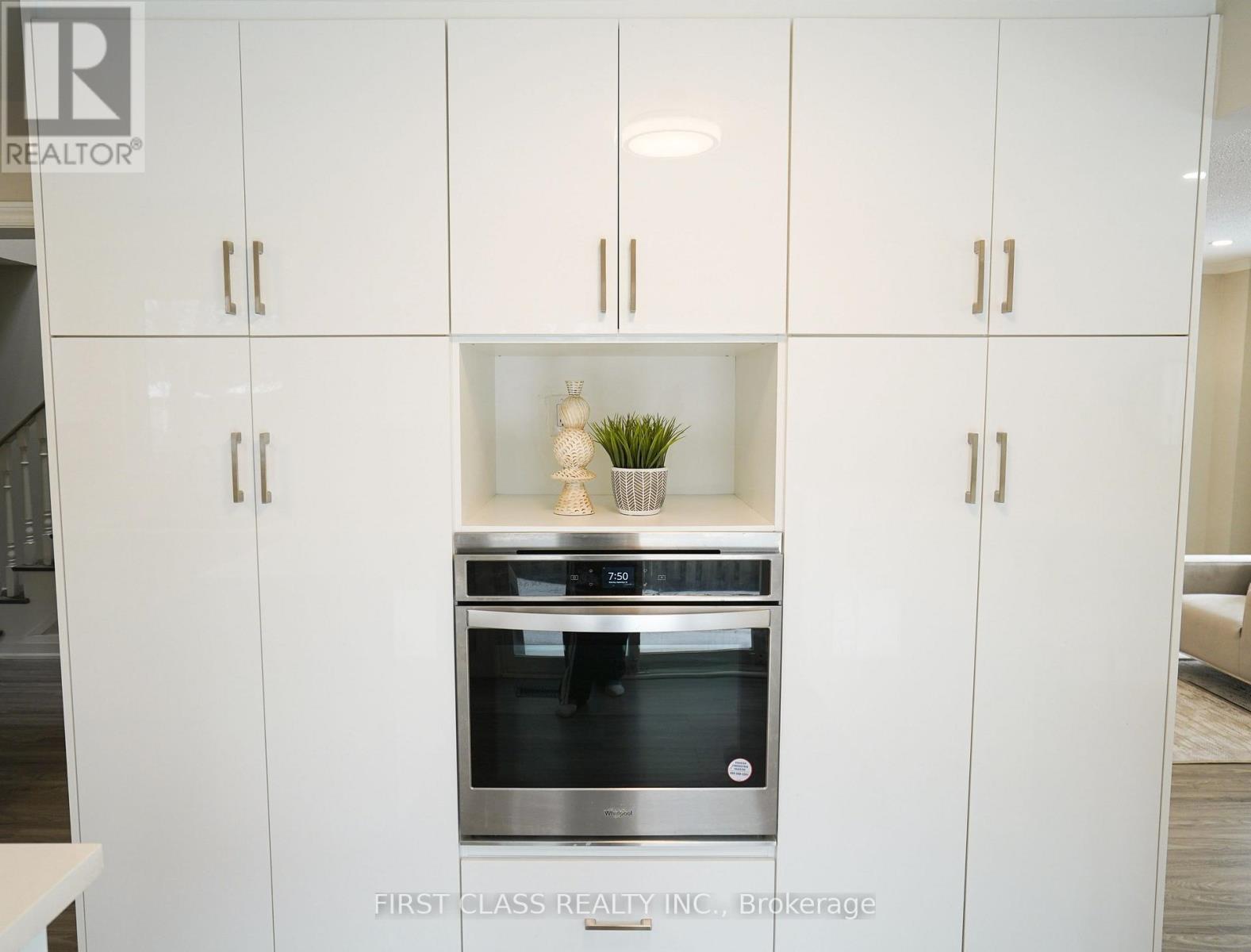 12 Radford Crescent, Markham, Ontario  L3P 4A1 - Photo 4 - N12858904