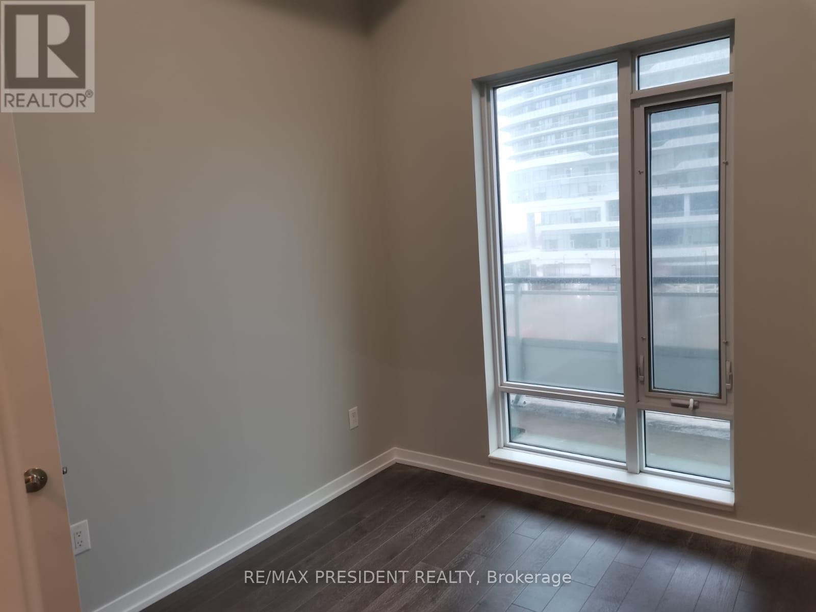 401 - 2560 Eglinton Avenue W, Mississauga, Ontario  L5M 0Y3 - Photo 10 - W12858888