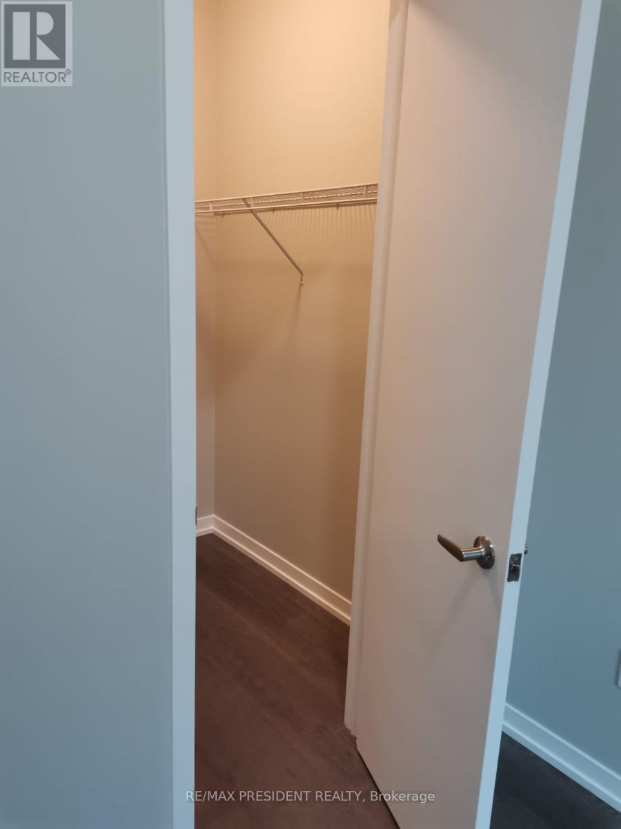 401 - 2560 Eglinton Avenue W, Mississauga, Ontario  L5M 0Y3 - Photo 7 - W12858888