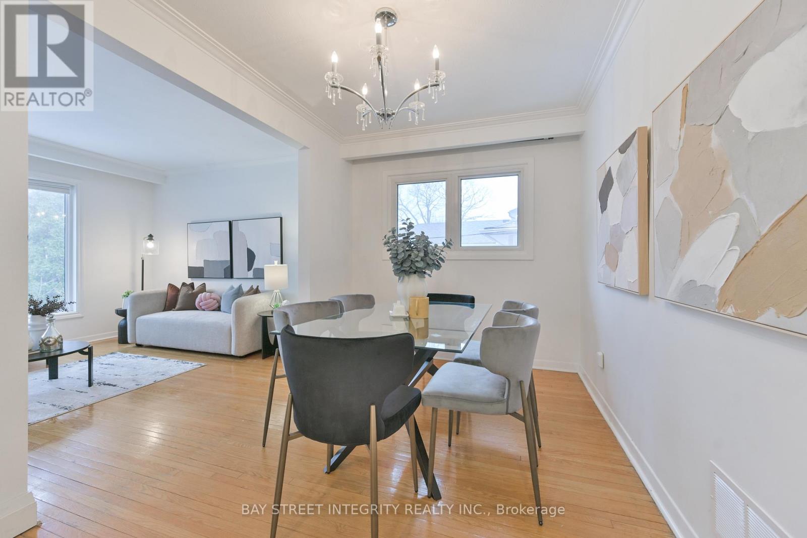 391 Maple Avenue, Oakville, Ontario  L6J 2J1 - Photo 11 - W12858898