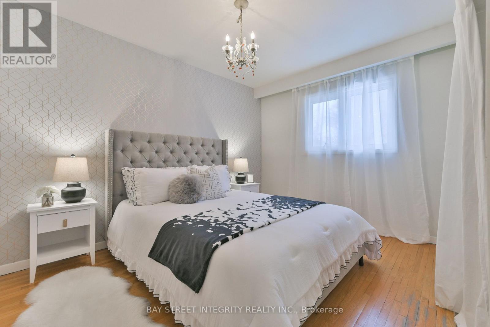 391 Maple Avenue, Oakville, Ontario  L6J 2J1 - Photo 16 - W12858898