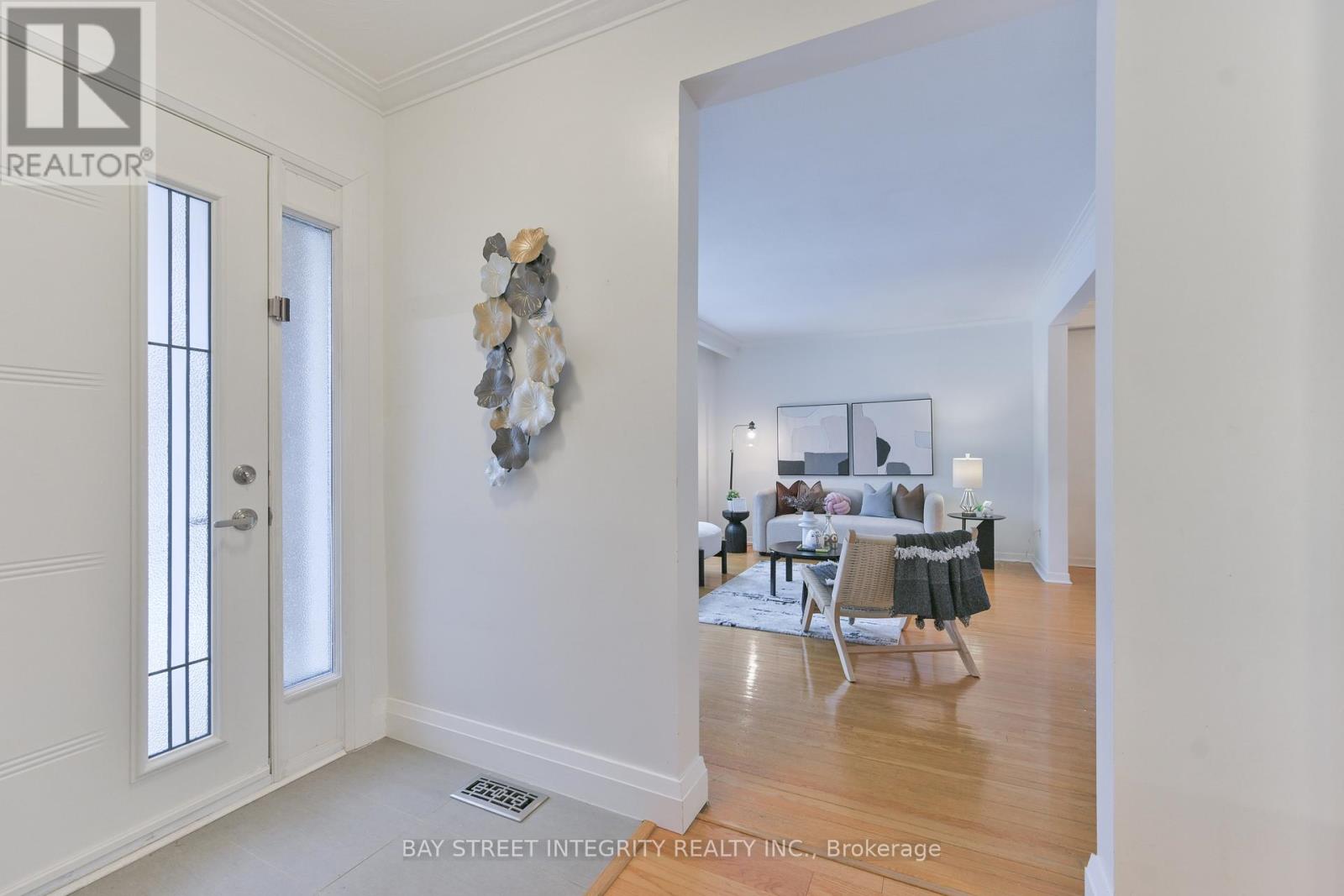 391 Maple Avenue, Oakville, Ontario  L6J 2J1 - Photo 6 - W12858898