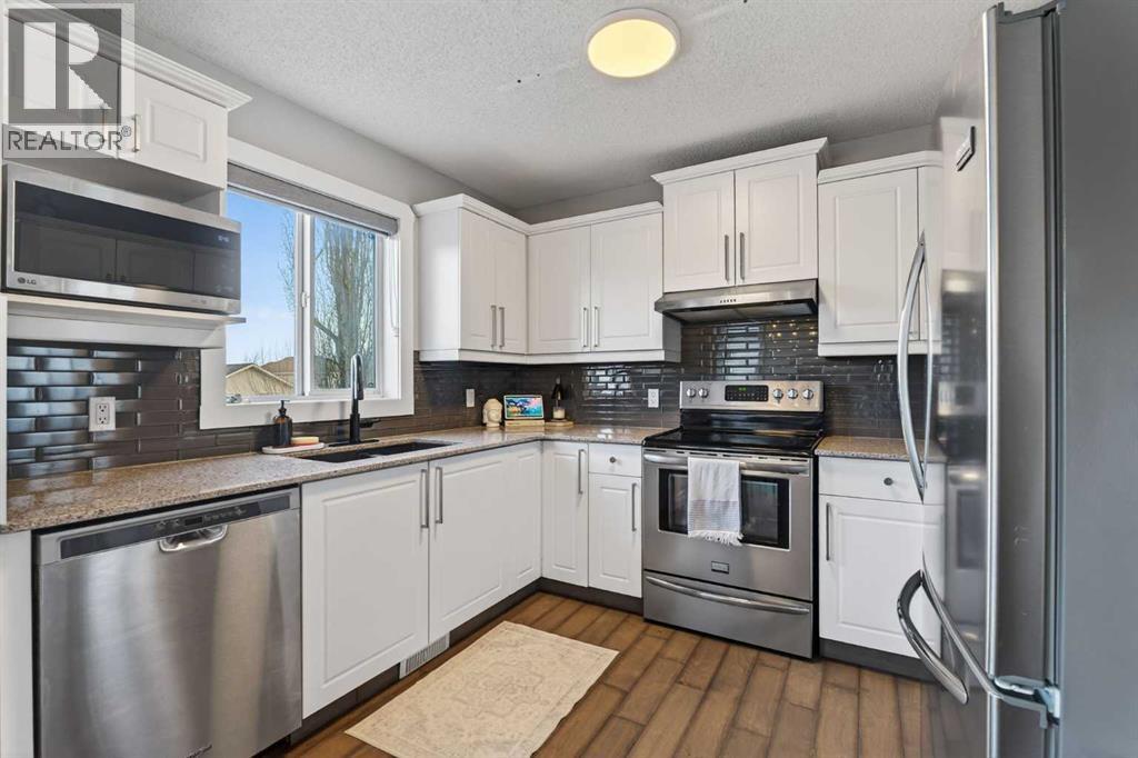 34 Bridleglen Manor Sw, Calgary, Alberta  T2Y 3W9 - Photo 11 - A2290544