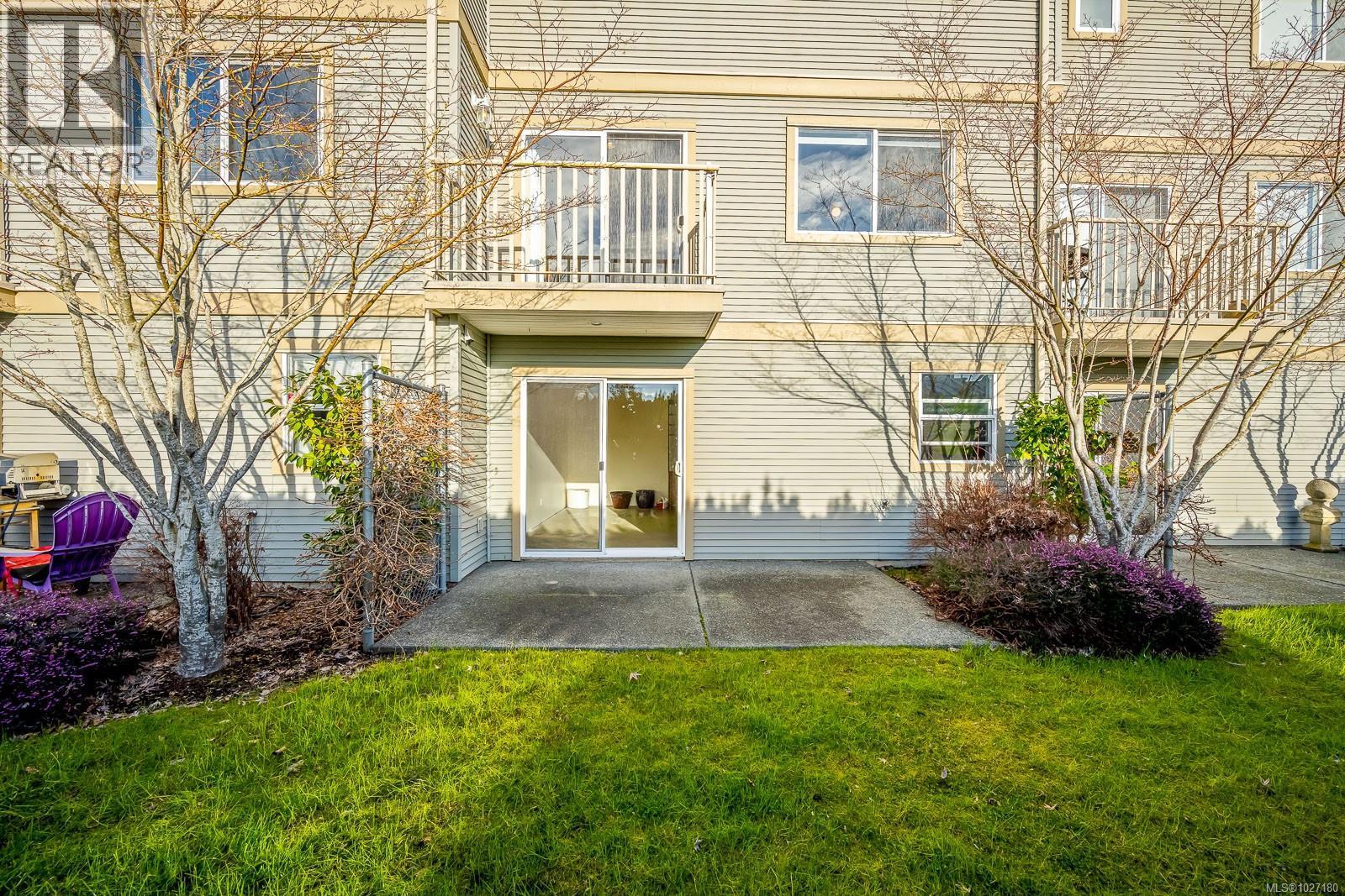 14 2475 Mansfield Dr, Courtenay, British Columbia  V9M 2M2 - Photo 33 - 1027180