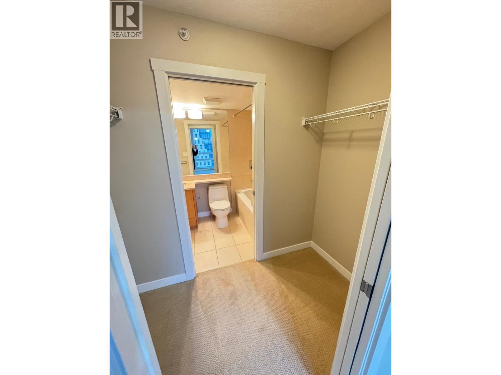 1803 2978 Glen Drive, Coquitlam, British Columbia  V3B 0C3 - Photo 22 - R3096747