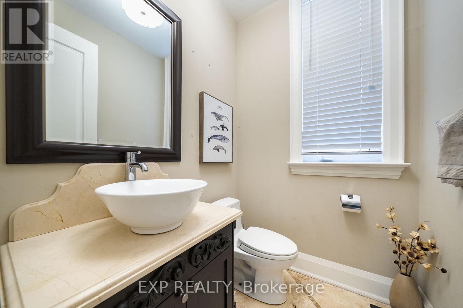 58 Spruce Avenue, Richmond Hill, Ontario  L4C 6W1 - Photo 23 - N12858648
