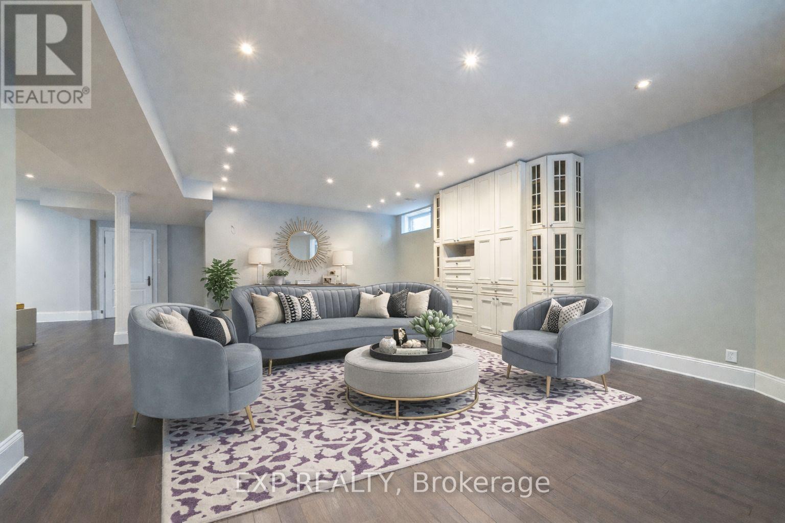 58 Spruce Avenue, Richmond Hill, Ontario  L4C 6W1 - Photo 36 - N12858648