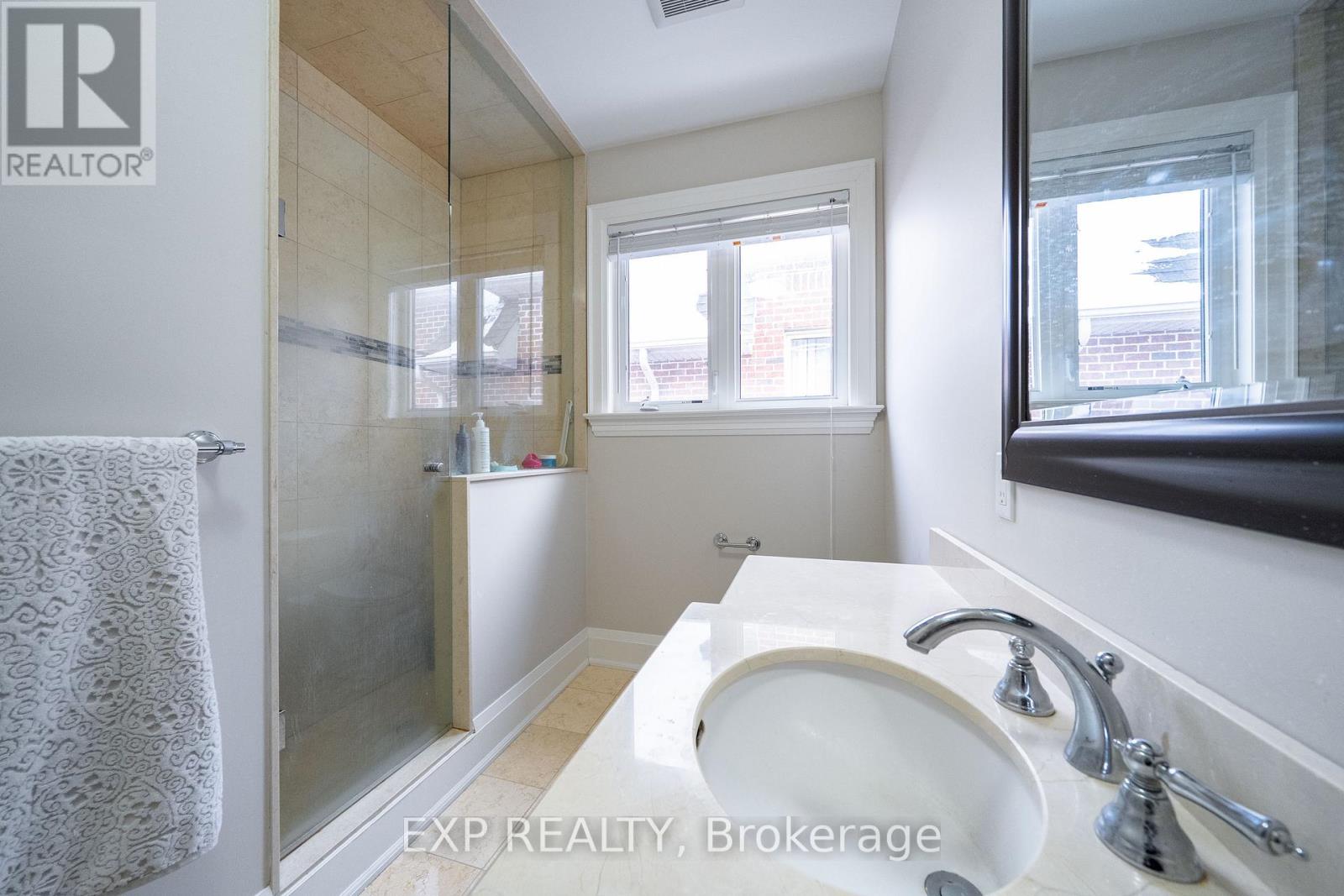 58 Spruce Avenue, Richmond Hill, Ontario  L4C 6W1 - Photo 35 - N12858648