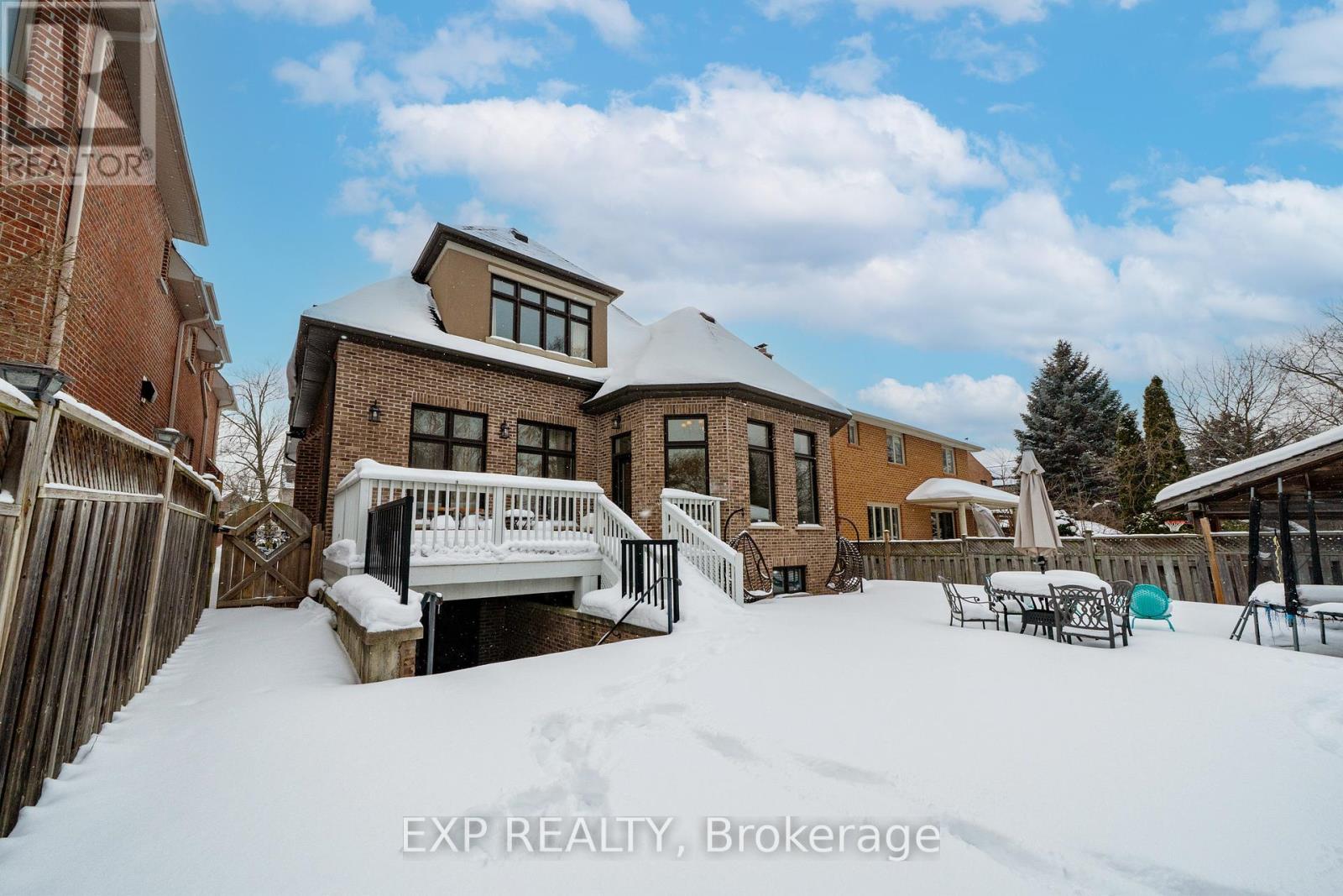 58 Spruce Avenue, Richmond Hill, Ontario  L4C 6W1 - Photo 44 - N12858648