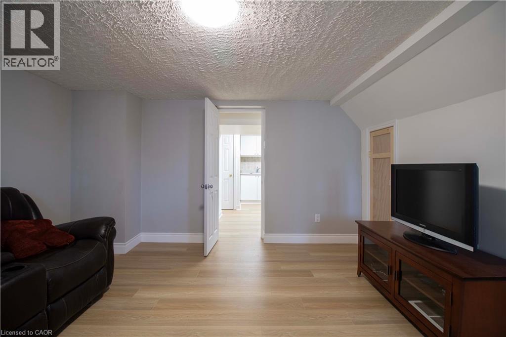 187 Clover Place, Kitchener, Ontario  N2A 1P3 - Photo 35 - 40771681