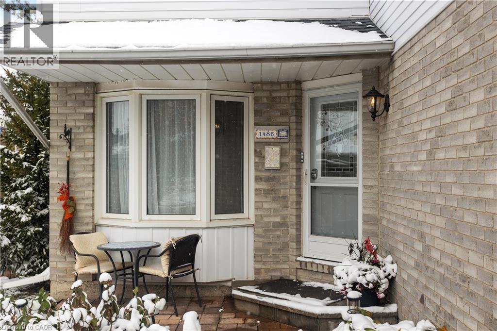 1486 Reynolds Avenue, Burlington, Ontario  L7M 3C1 - Photo 3 - 40800482