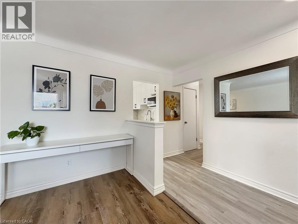 238 Kent Crescent, Burlington, Ontario  L7L 4T1 - Photo 6 - 40805496