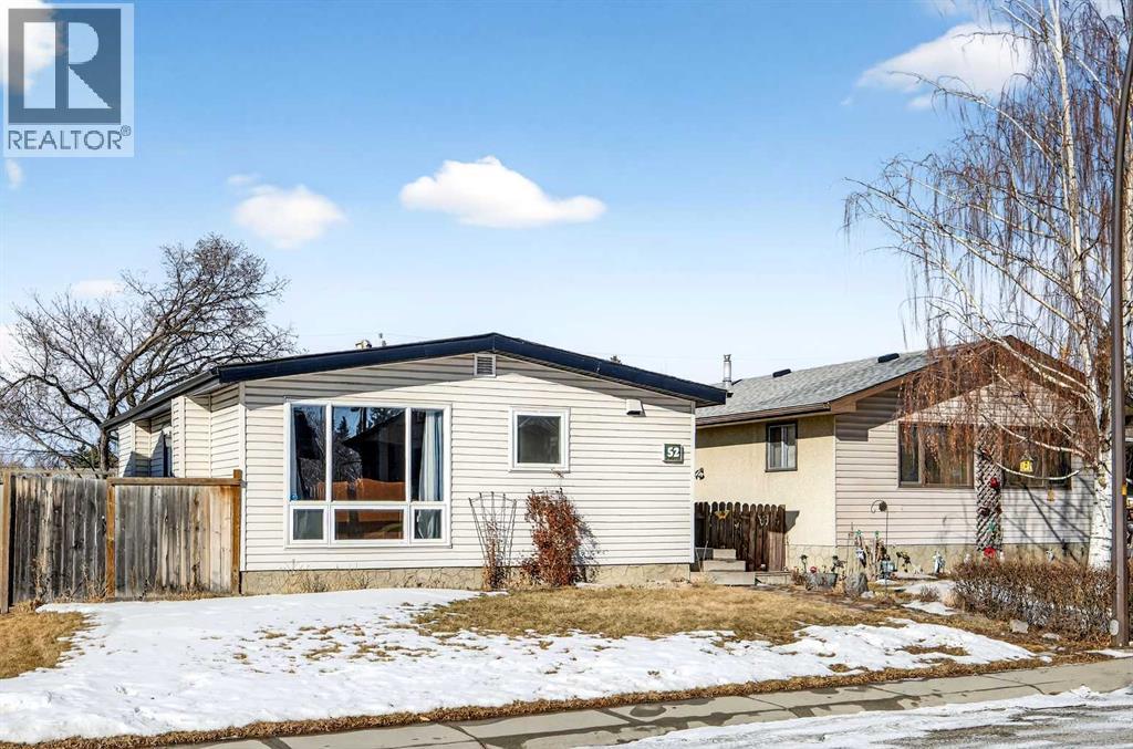 52 Dover Ridge Place Se, Calgary, Alberta  T2B 2B9 - Photo 2 - A2291131