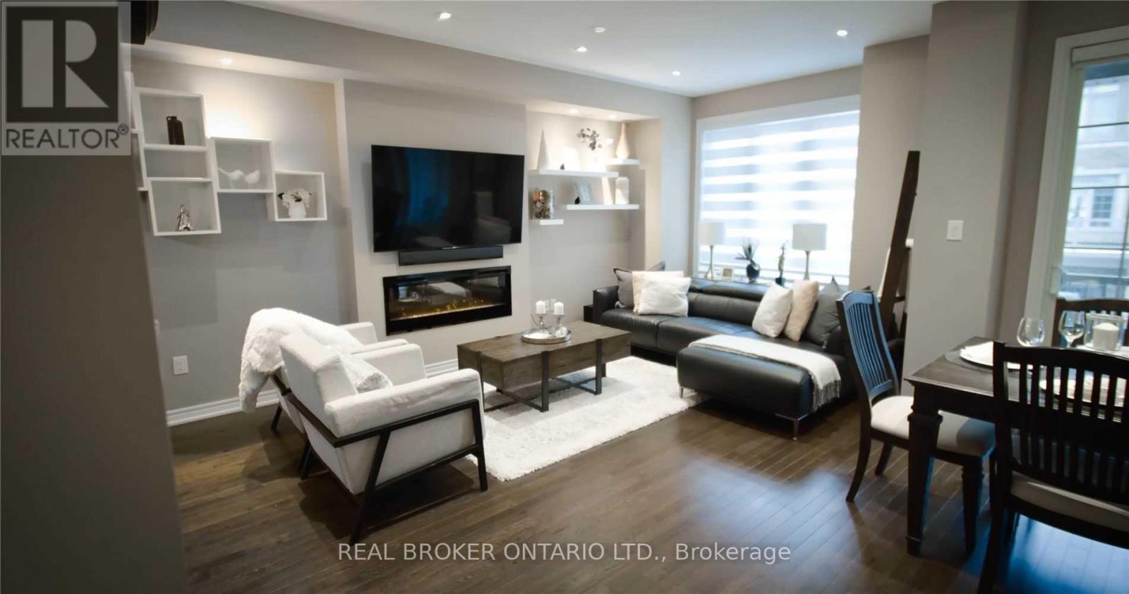 3102 Biltmore Common, Oakville, Ontario  L6H 0R2 - Photo 4 - W12858936