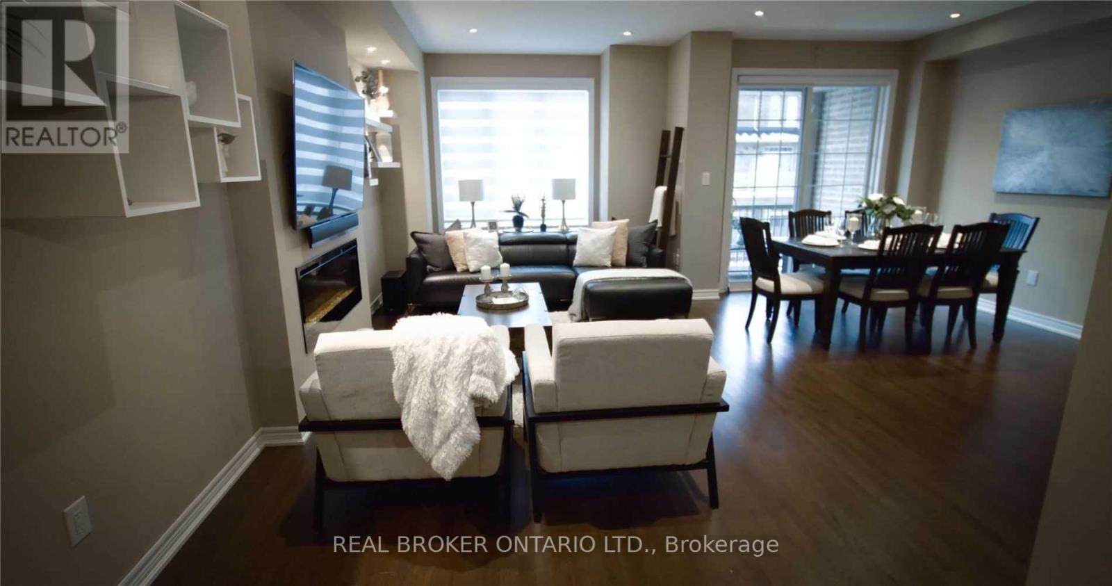 3102 Biltmore Common, Oakville, Ontario  L6H 0R2 - Photo 7 - W12858936