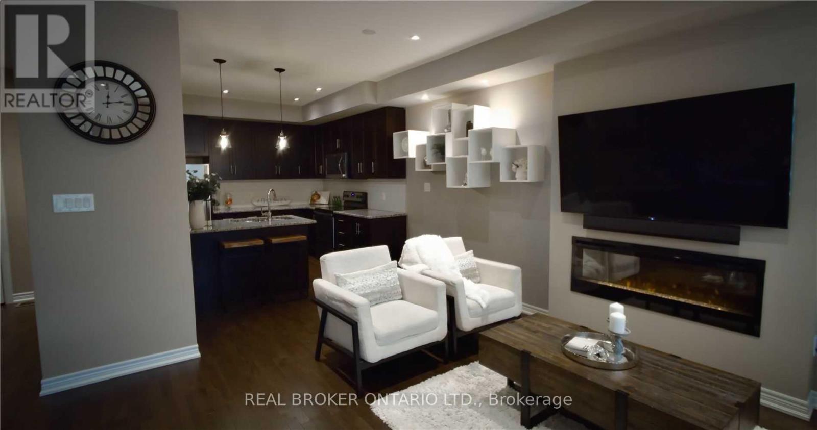 3102 Biltmore Common, Oakville, Ontario  L6H 0R2 - Photo 8 - W12858936