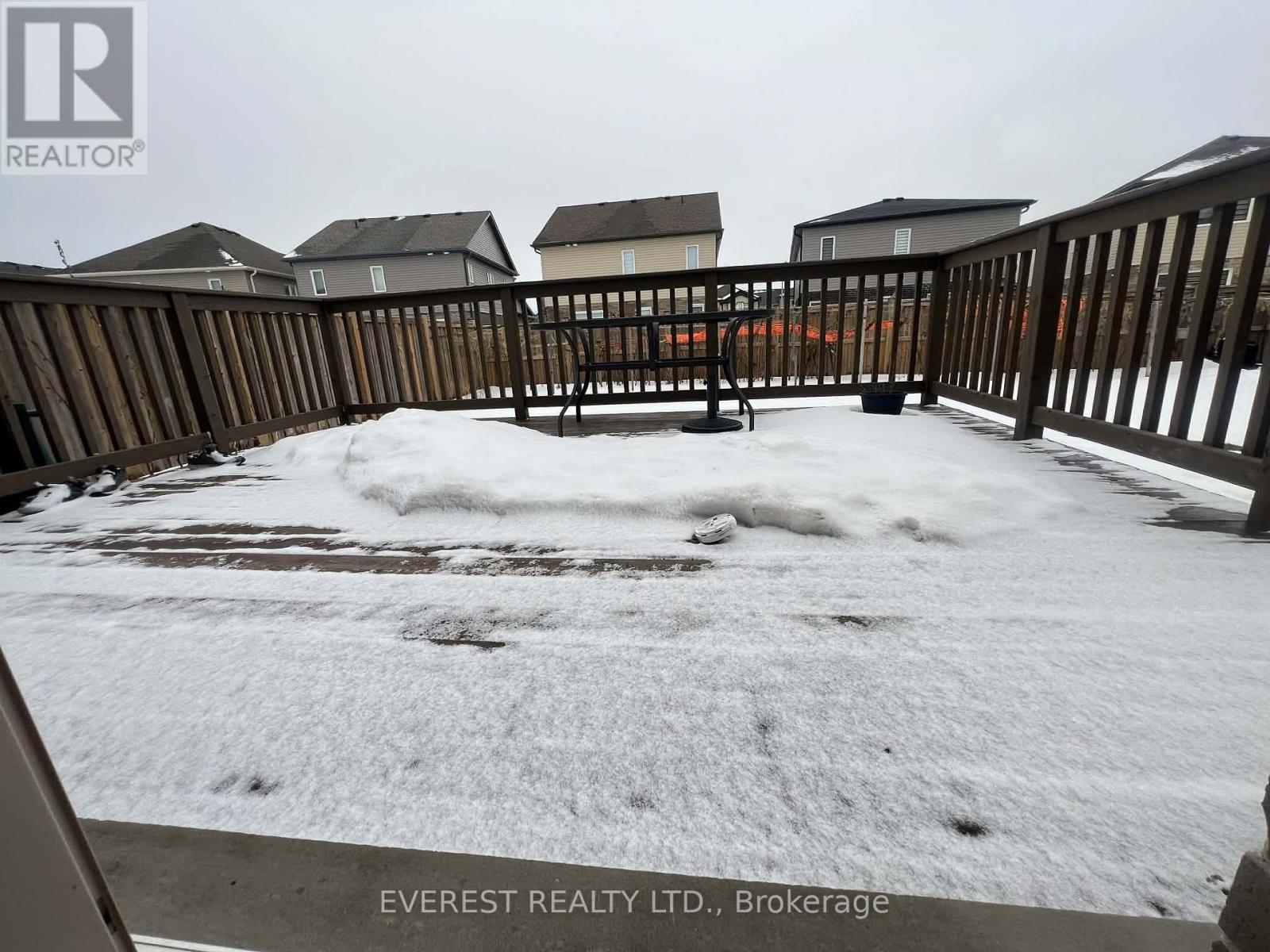 31 Beauchamp Drive, Cambridge, Ontario  N1S 0B5 - Photo 9 - X12858928